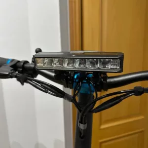 Luz impermeable para bicicleta recibida del cliente P***a.
